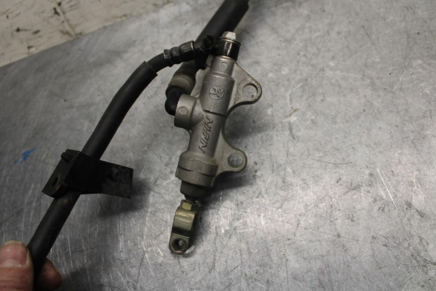 2004 Kawasaki Ninja ZX6RR ZX600M REAR BRAKE MASTER CYLINDER W RESERVOIR BB43
