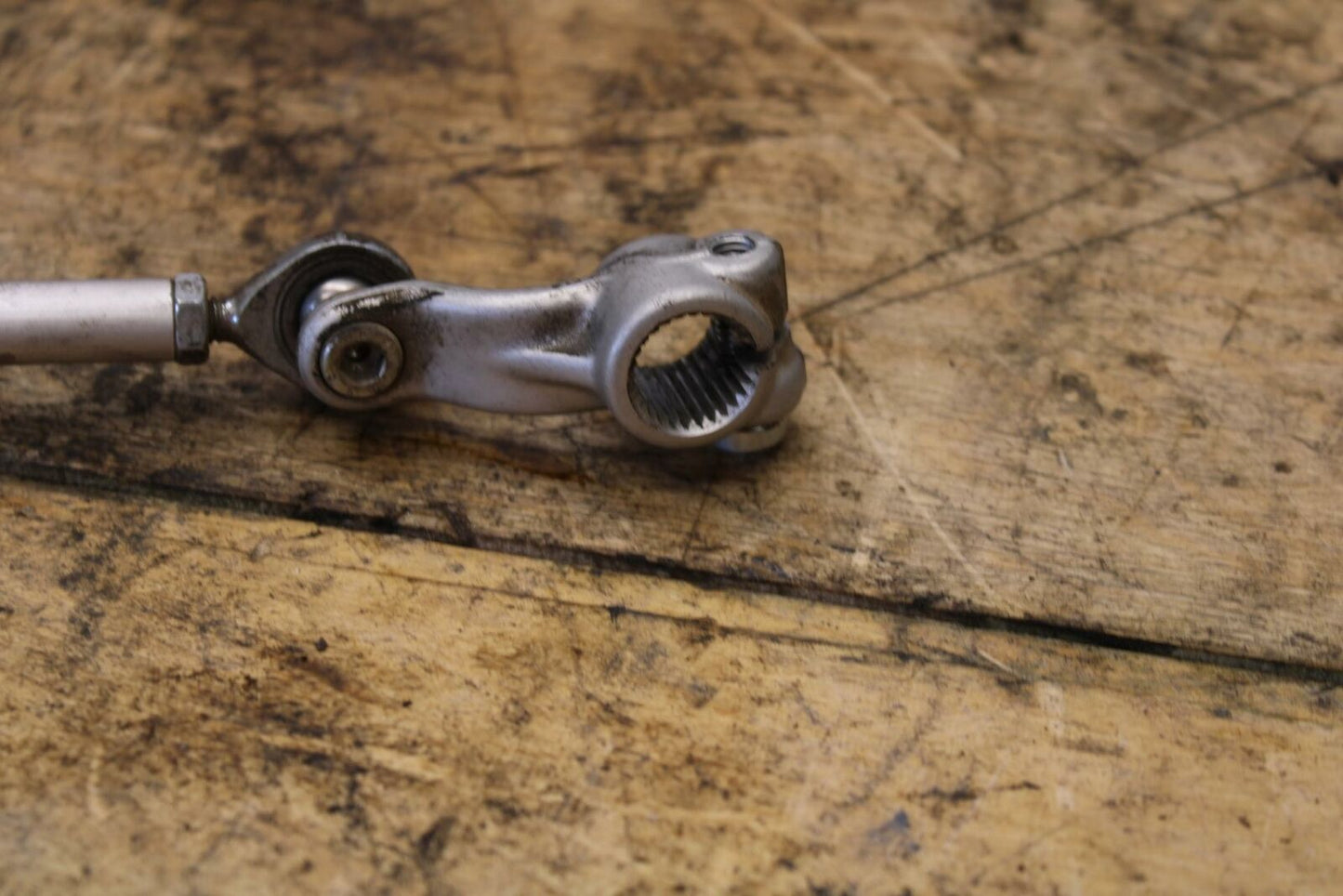 04-07 DUCATI ST3 SHIFTER LINKAGE SHIFT LINK PEDAL BB347