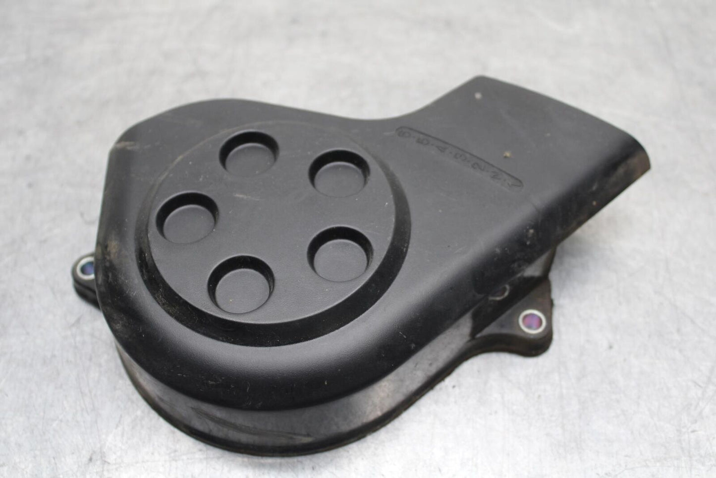 01-06 HONDA CBR600F4I ENGINE SPROCKET COVER 11350-MBW-000 BB626