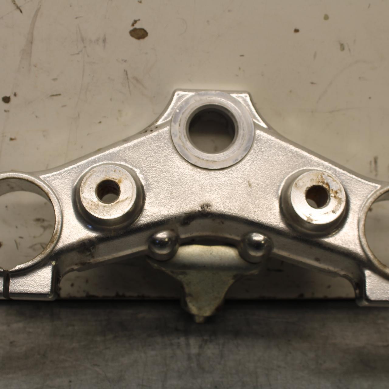 93-07 YAMAHA VMAX 1200 FORKS UPPER TRIPLE TREE CLAMP BB634