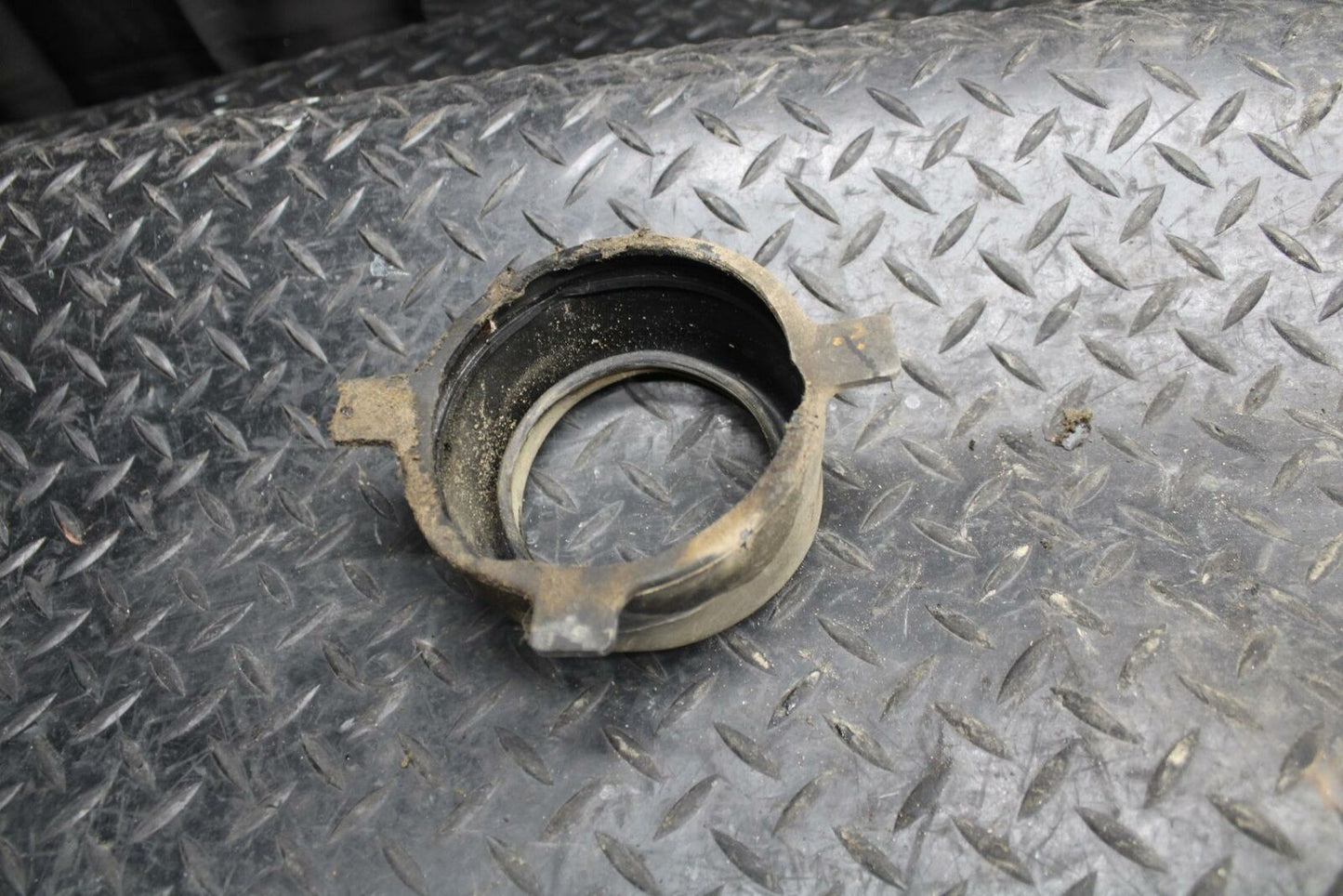 84-85 YAMAHA VIRAGO 1000 ENGINE MOTOR SHAFT COVER SEAL RUBBER BB173