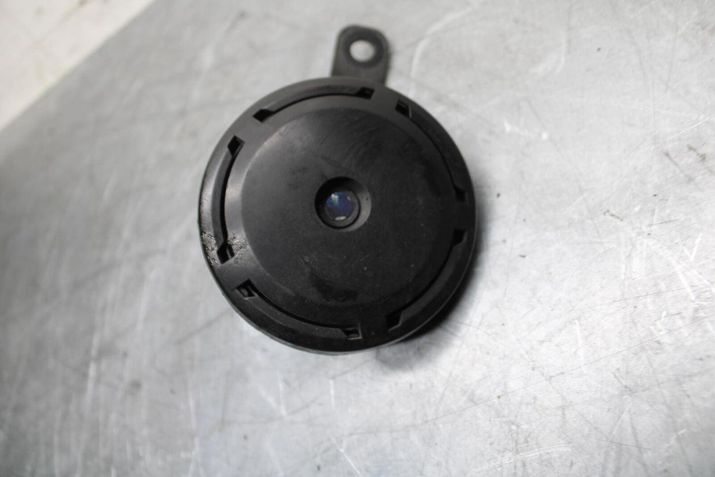 21 HUSQVARNA VITPILEN 401 HORN SIGNAL BB467