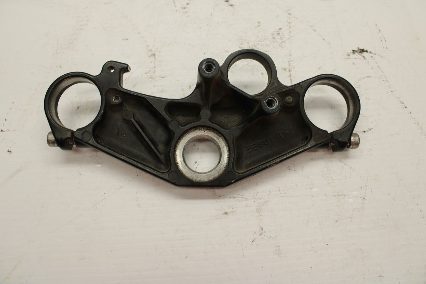 99 YAMAHA YZF R6 FORKS UPPER TRIPLE TREE CLAMP BB246