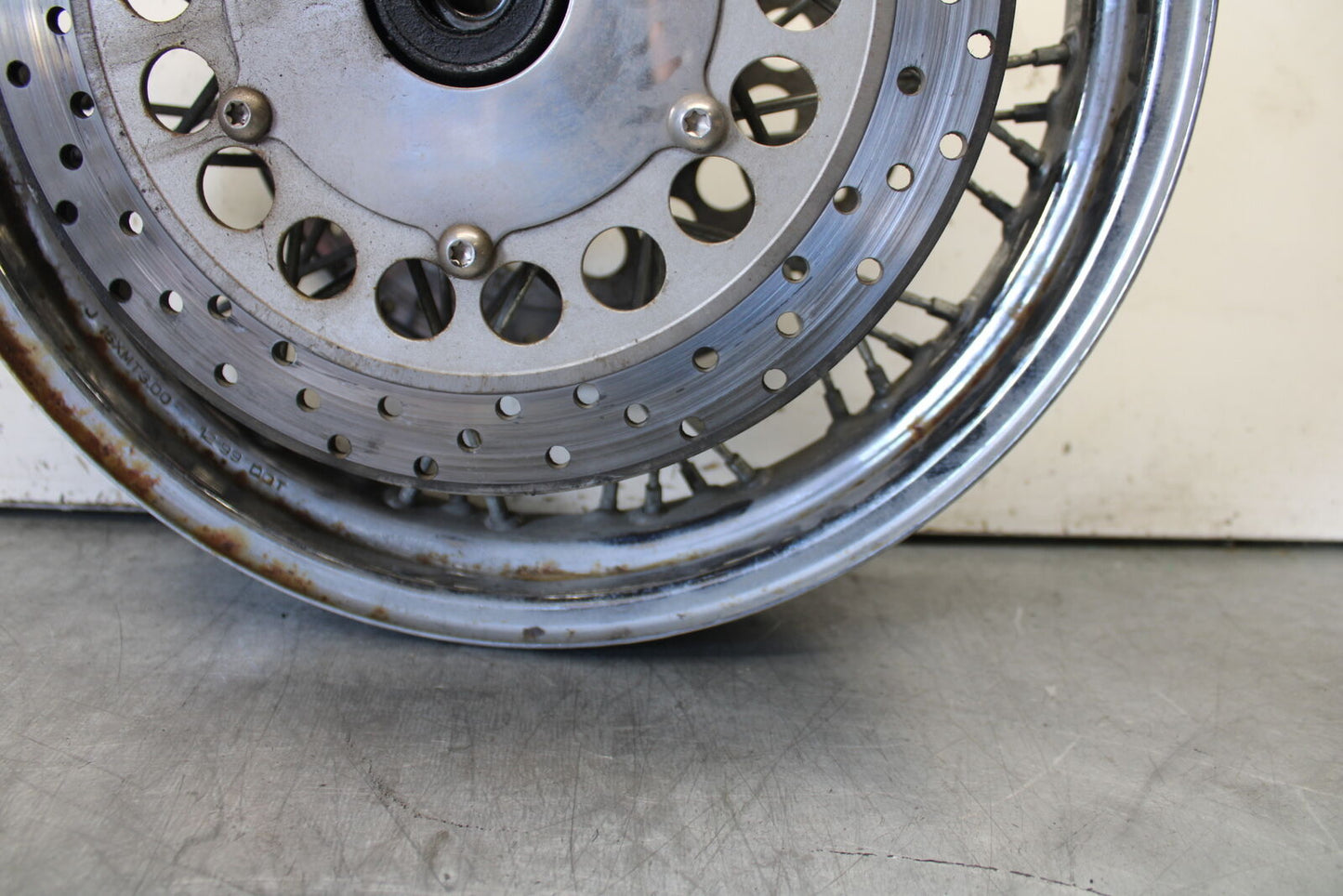 99-00 YAMAHA V STAR 1100 FRONT WHEEL FRONT RIM BB711