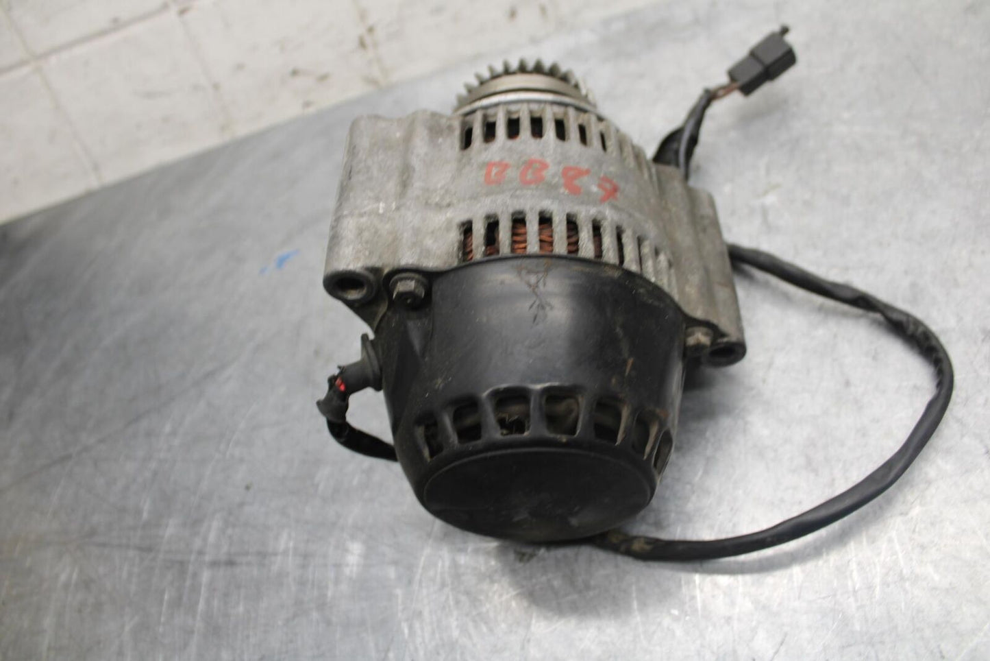 1986 Suzuki GSXR1100 ENGINE MOTOR GENERATOR ALTERNATOR BB43