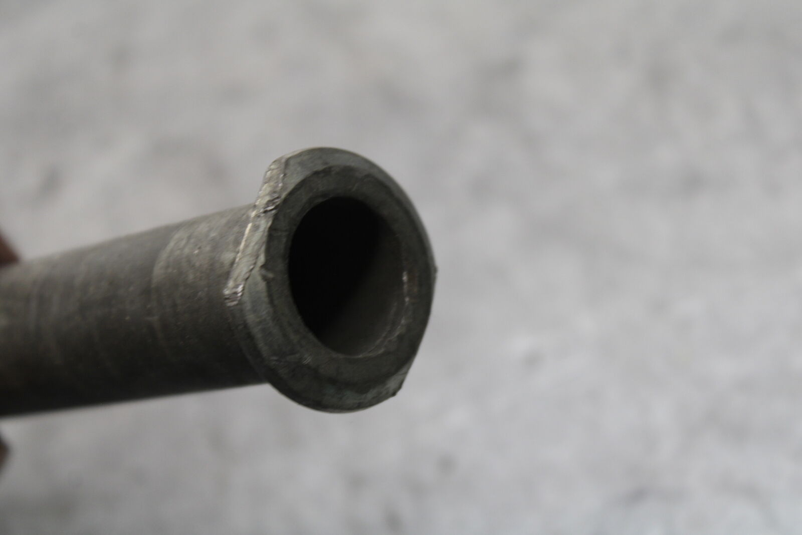 01-03 SUZUKI GSXR600 REAR AXLE BACK WHEEL RIM PIVOT BOLT AXEL BB336