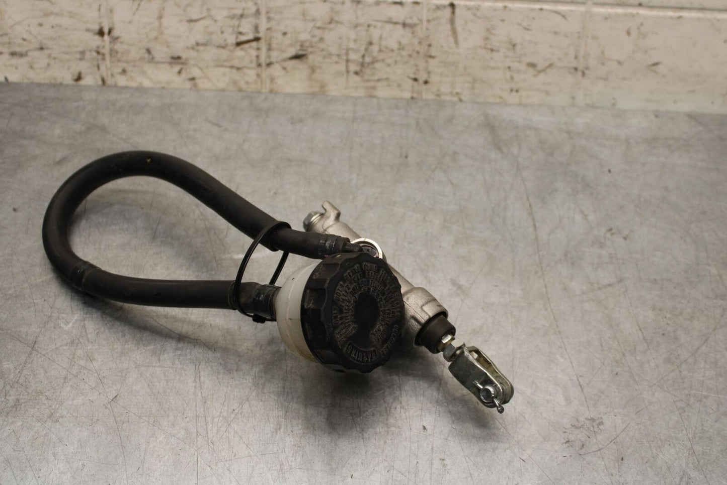 2014 Kawasaki Ninja 650 EX650E REAR BACK BRAKE MASTER CYLINDER W RESERVOIR BB569