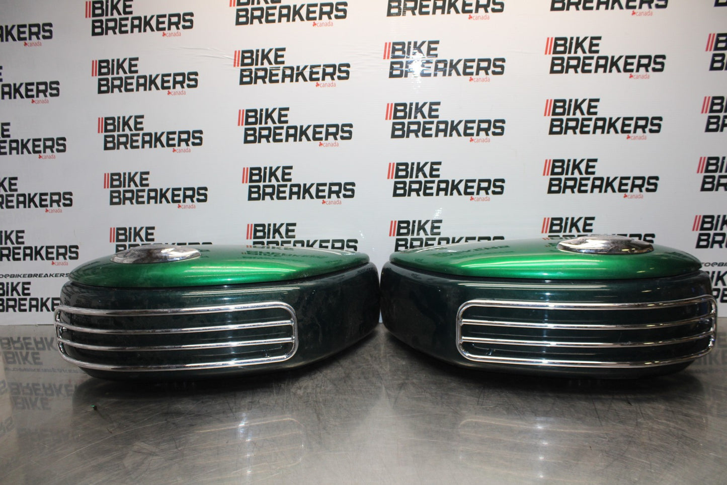 03-08 KAWASAKI VULCAN 1600 CARGO LUGGAGE SADDLEBAG BAG COMPARTMENT SET BB196