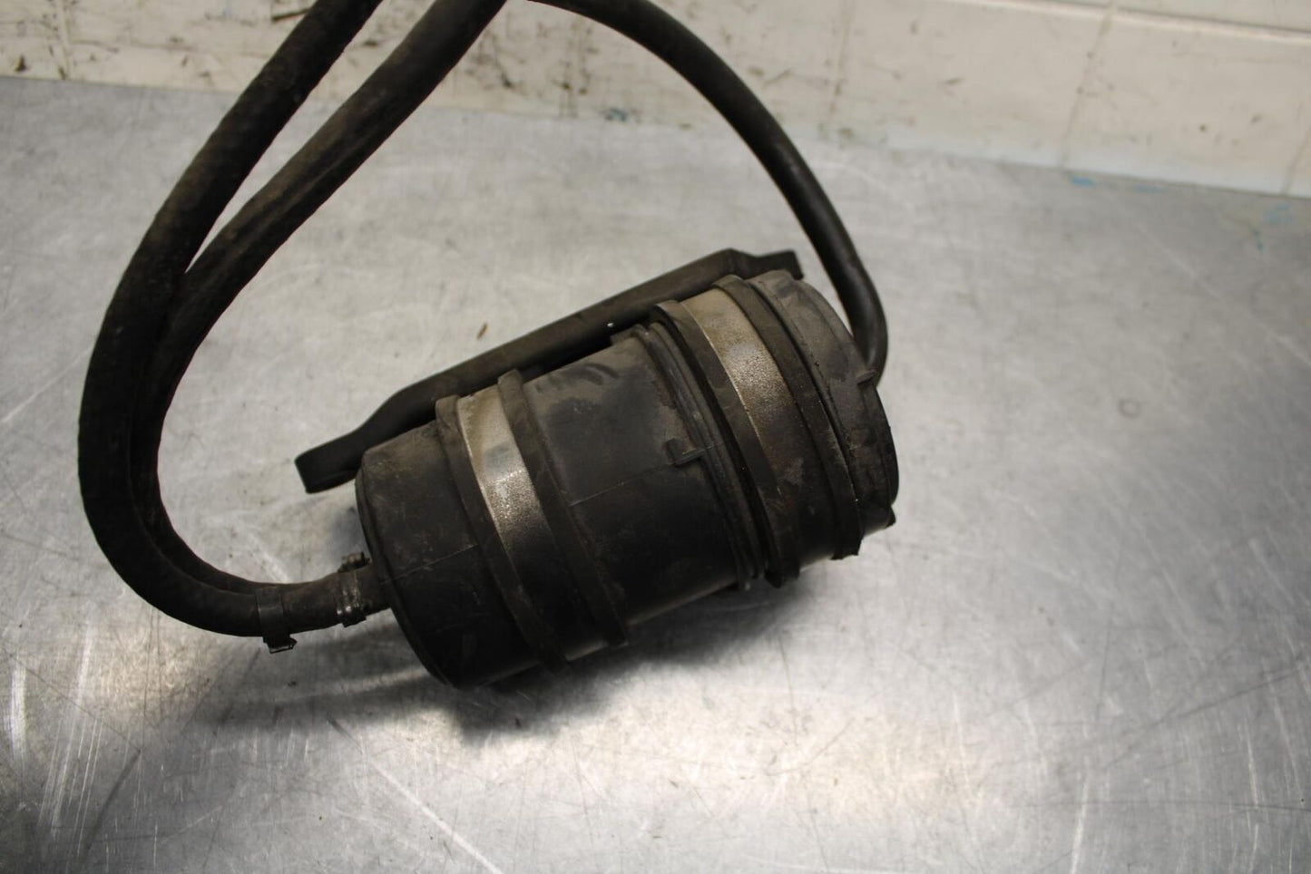 2008 Aprilia Shiver 750 SL750 EVAP VAPOR CHARCOAL EMISSION CANISTER BB551
