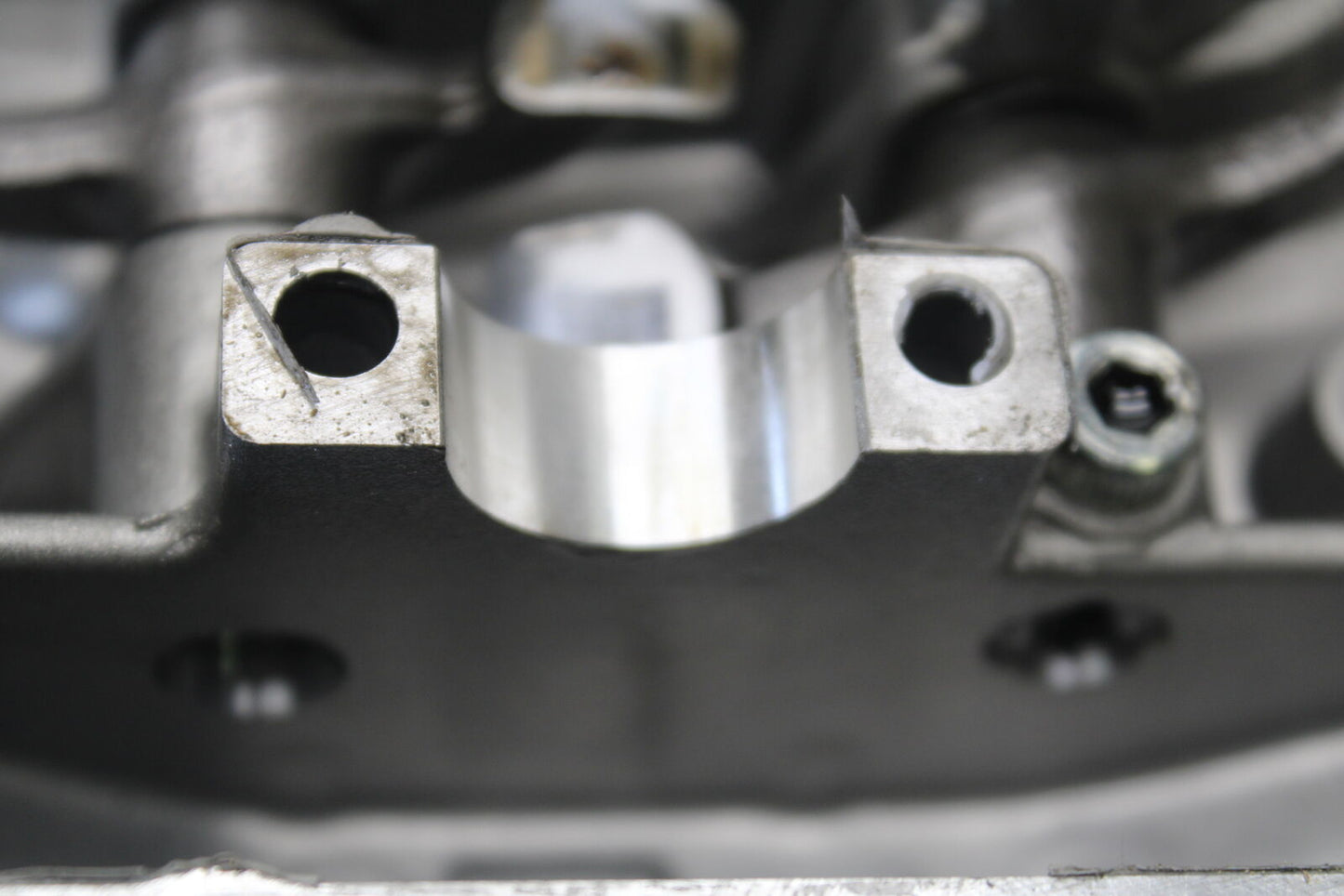01-05 YAMAHA RAPTOR 660R ENGINE TOP END CYLINDER HEAD BB695