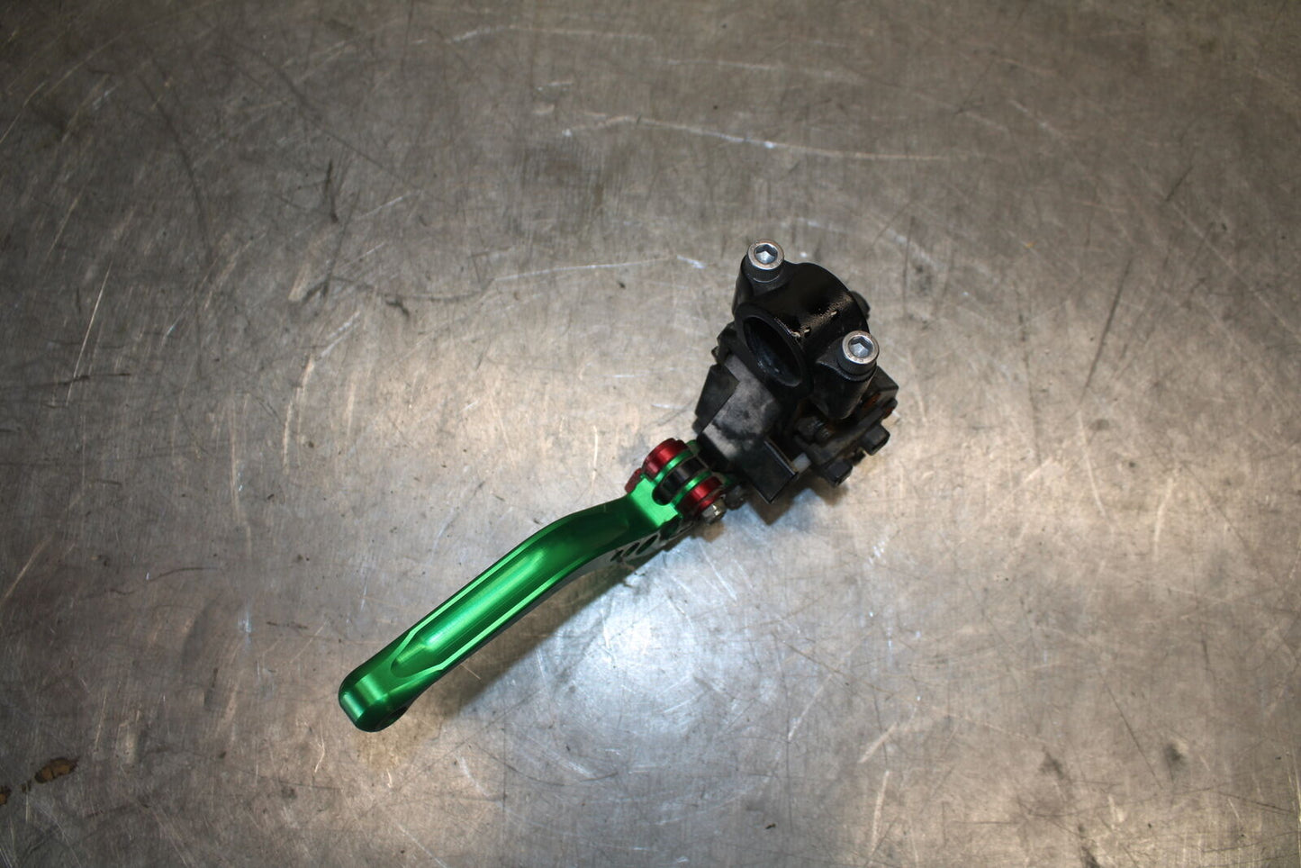 19-23 KAWASAKI NINJA ZX6R CLUTCH PERCH MOUNT WITH LEVER 46076-0121 BB701