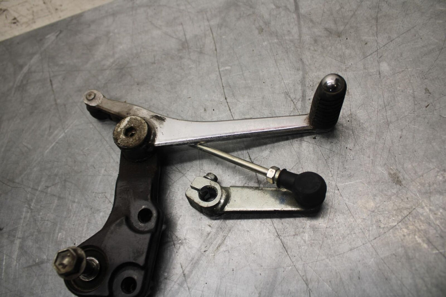 2016 Suzuki Bandit 1250S GSF1250SA ABS SHIFTER LINKAGE SHIFT LINK PEDAL BB509
