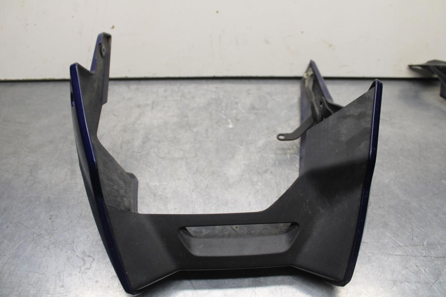 20-23 BMW F900R LOWER BOTTOM BELLY FAIRING COWL BB603