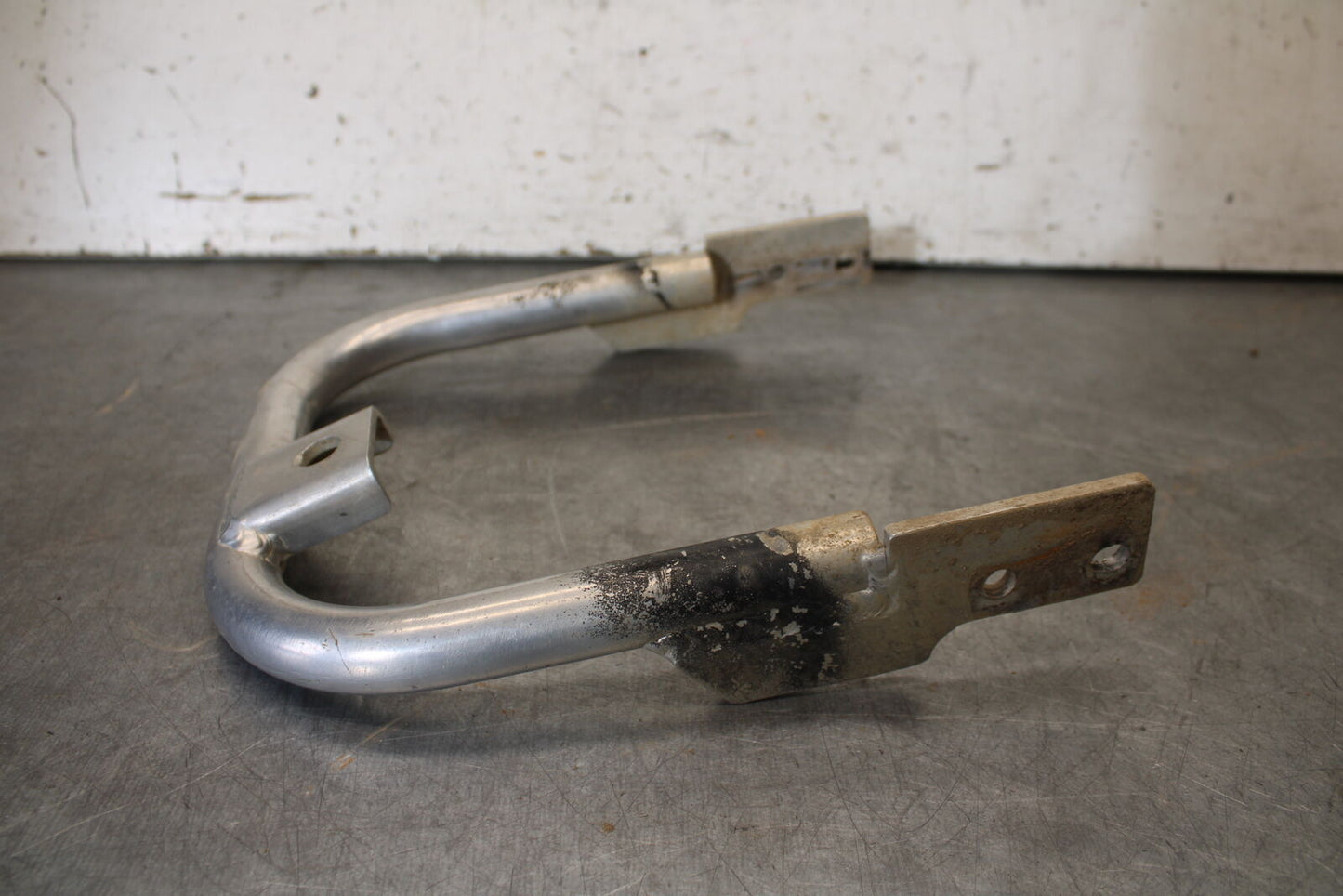 01-05 YAMAHA RAPTOR 660R REAR BACK BUMPER GRAB BAR BB695