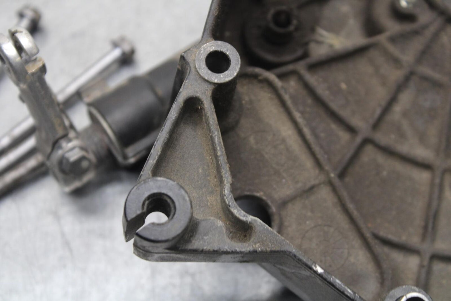 2011 Suzuki GSXR600 ENGINE SPROCKET COVER BB94