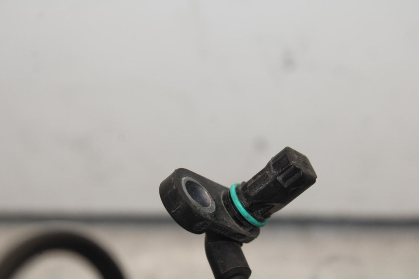 20-23 BMW F900R FRONT ABS BRAKE SENSOR BB603