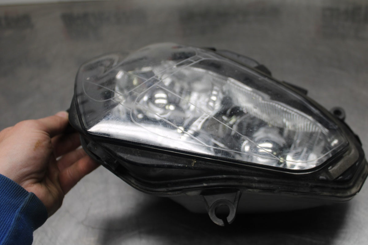 01-02 SUZUKI GSXR1000 FRONT HEADLIGHT HEAD LIGHT LAMP BB880