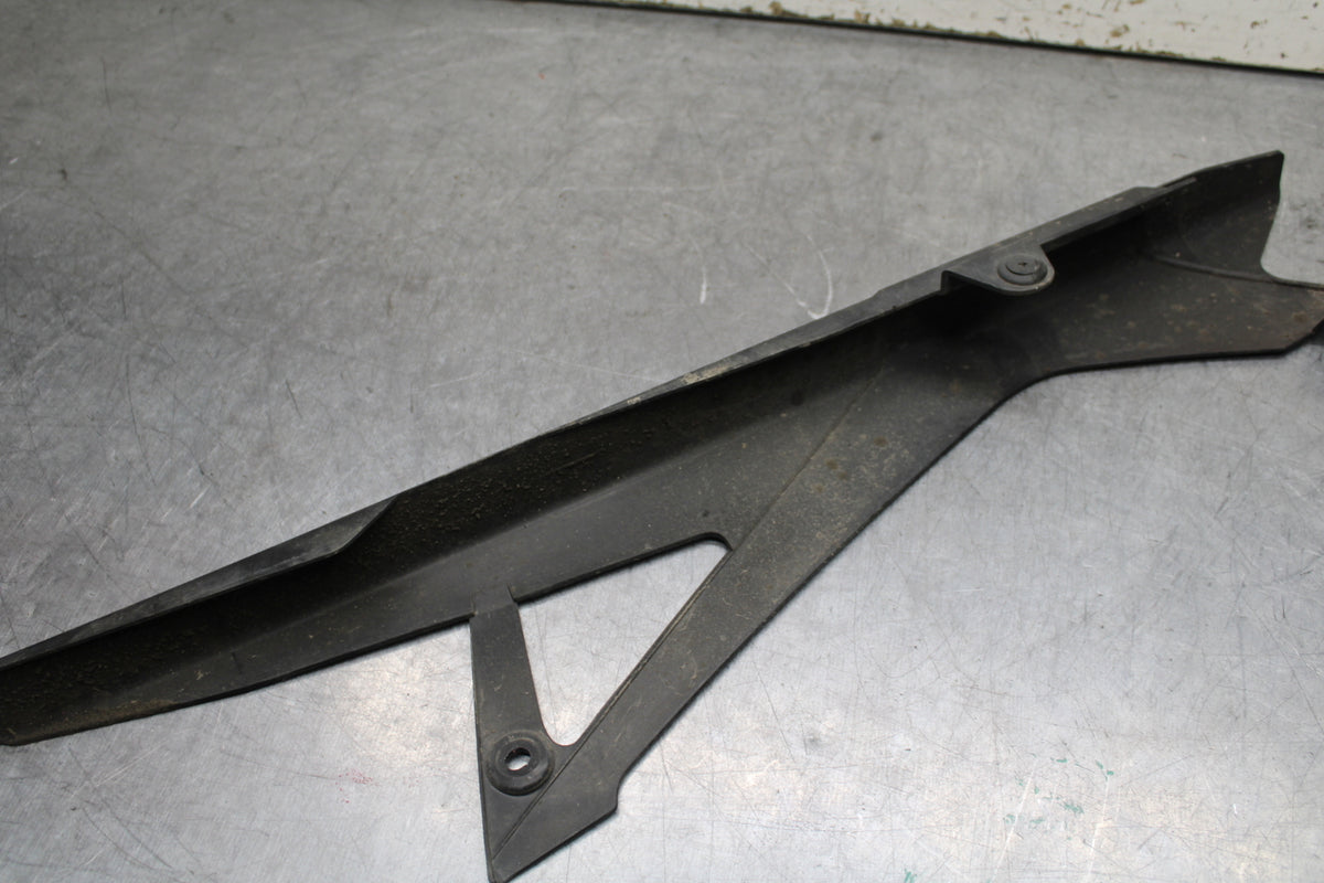 09-15 YAMAHA FZ6R REAR BACK DRIVE CHAIN GUARD COVER SHIELD 20S-22311-00-00 BB719