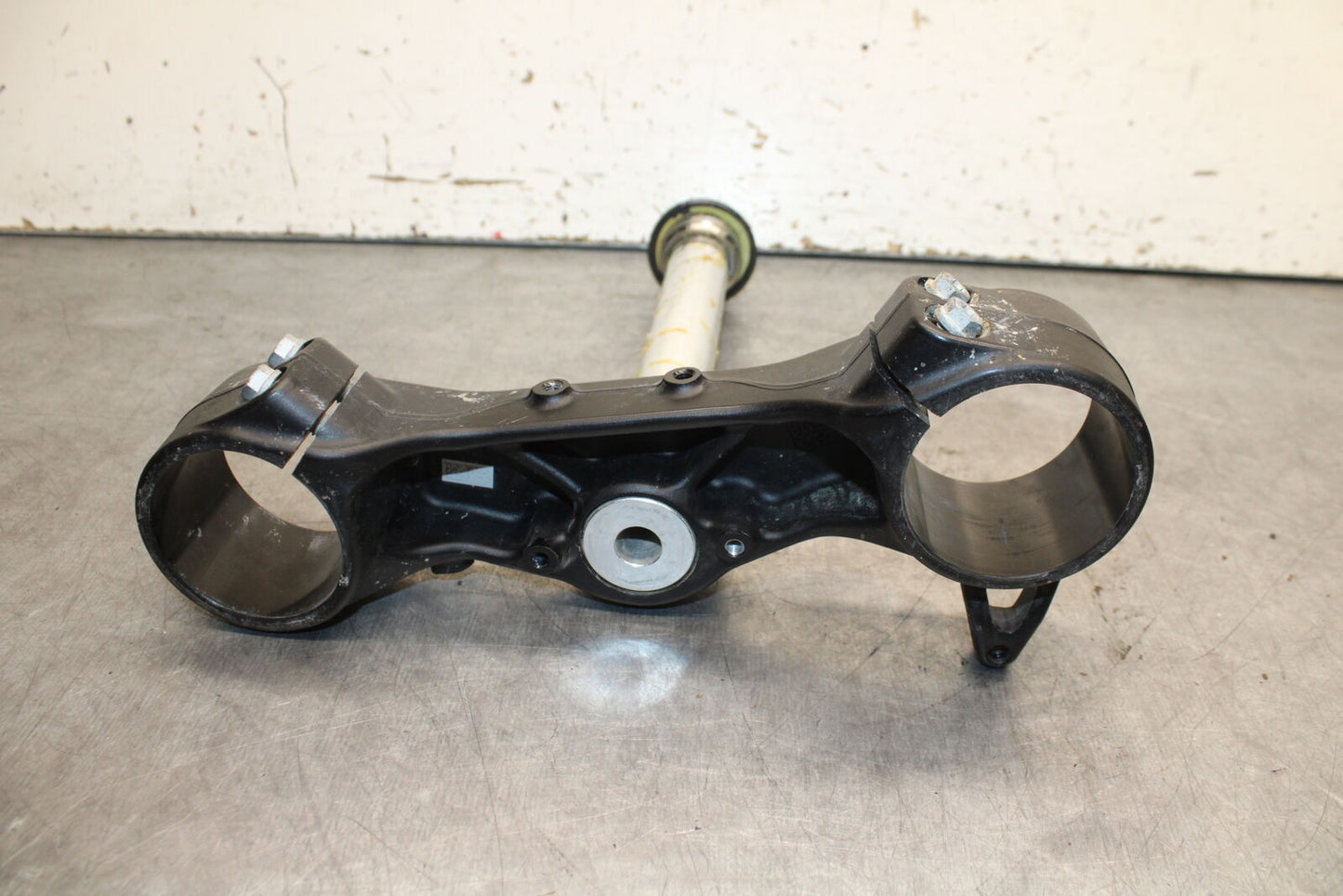 21-24 KTM 890 ADVENTURE R FRONT FORKS CLAMP LOWER TRIPLE TREE STEM BB723