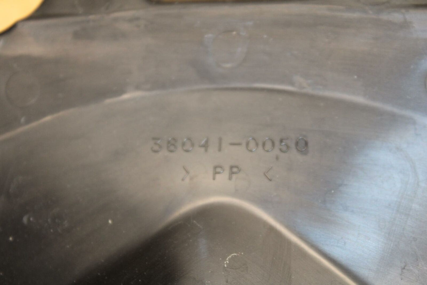 19-20 KAWASAKI NINJA ZX6R CENTER REAR BACK TAIL FAIRING COVER TRIM COWL BB338