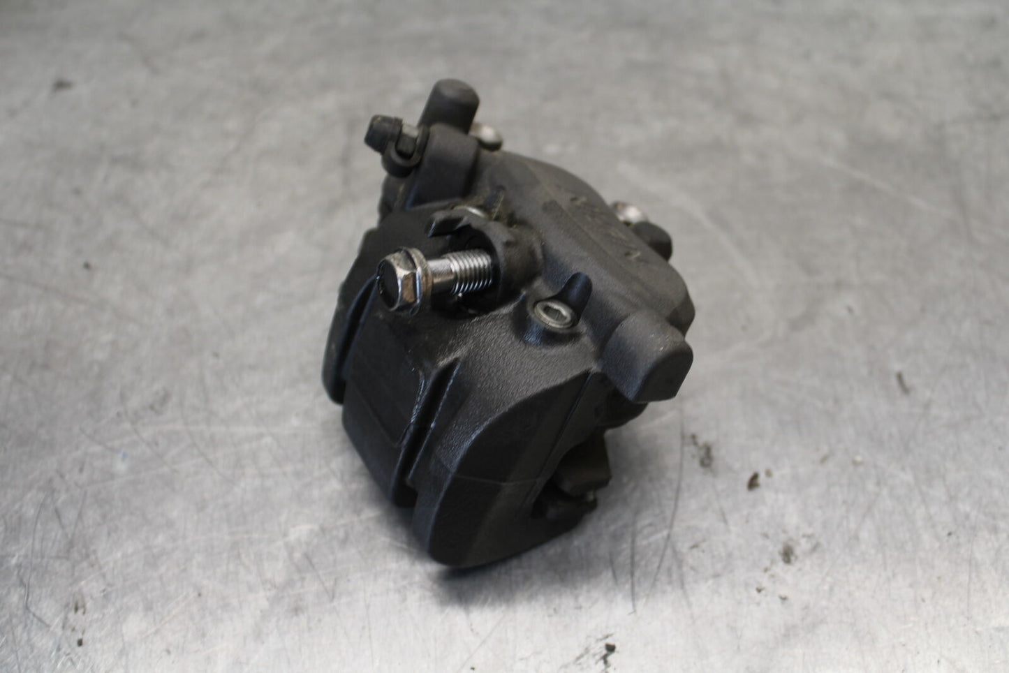 19-22 KAWASAKI Z400 RIGHT FRONT BRAKE CALIPER BB738