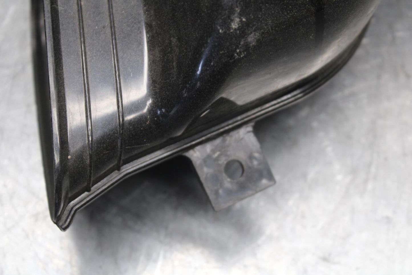 01-03 SUZUKI GSXR600 RIGHT LEFT AIR INTAKE DUCTS 94420-35F13 94430-35F11 BB633