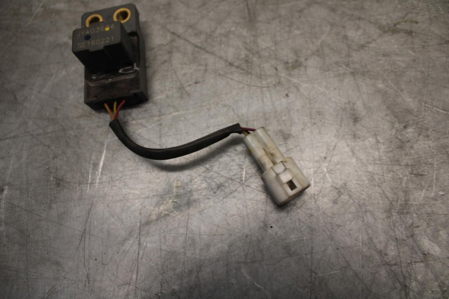 21 HUSQVARNA VITPILEN 401 TIP OVER BANK ANGLE CRASH SENSOR SWITCH BB467