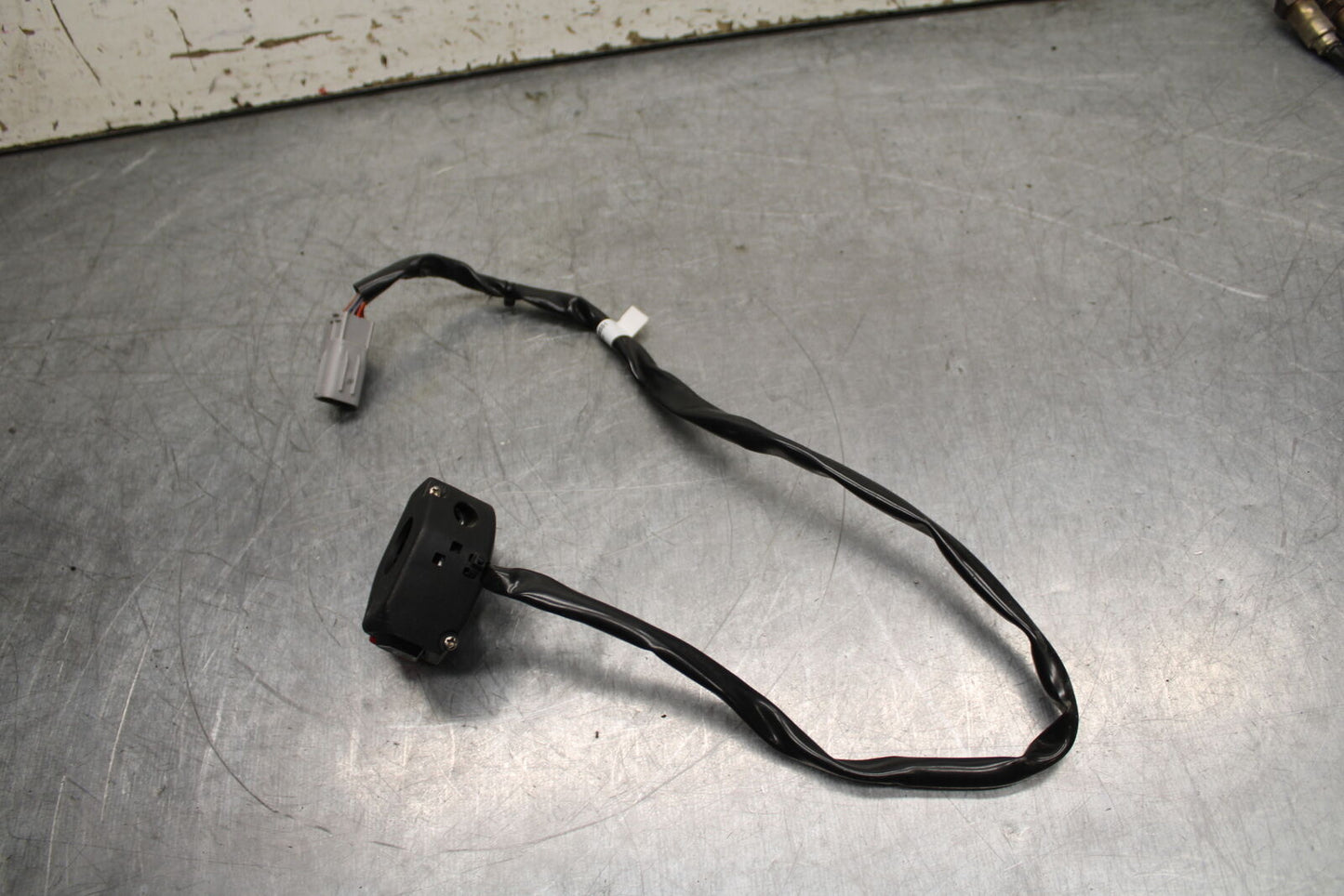 21-24 APRILIA TUONO 660 FACTORY RIGHT CLIP ON HANDLE KILL OFF START SWITCH BB733