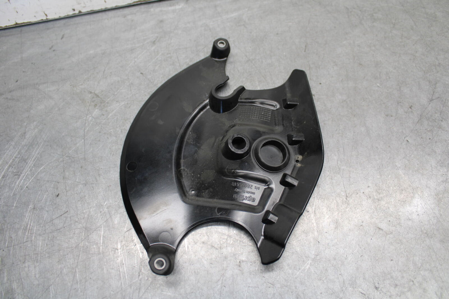 20-23 APRILIA RS660 LOWER TREE COVER YOKE GUARD PANEL BB667