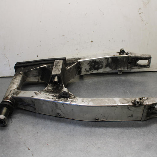 01-03 SUZUKI GSXR600 REAR SWINGARM BACK SUSPENSION SWING ARM BB639