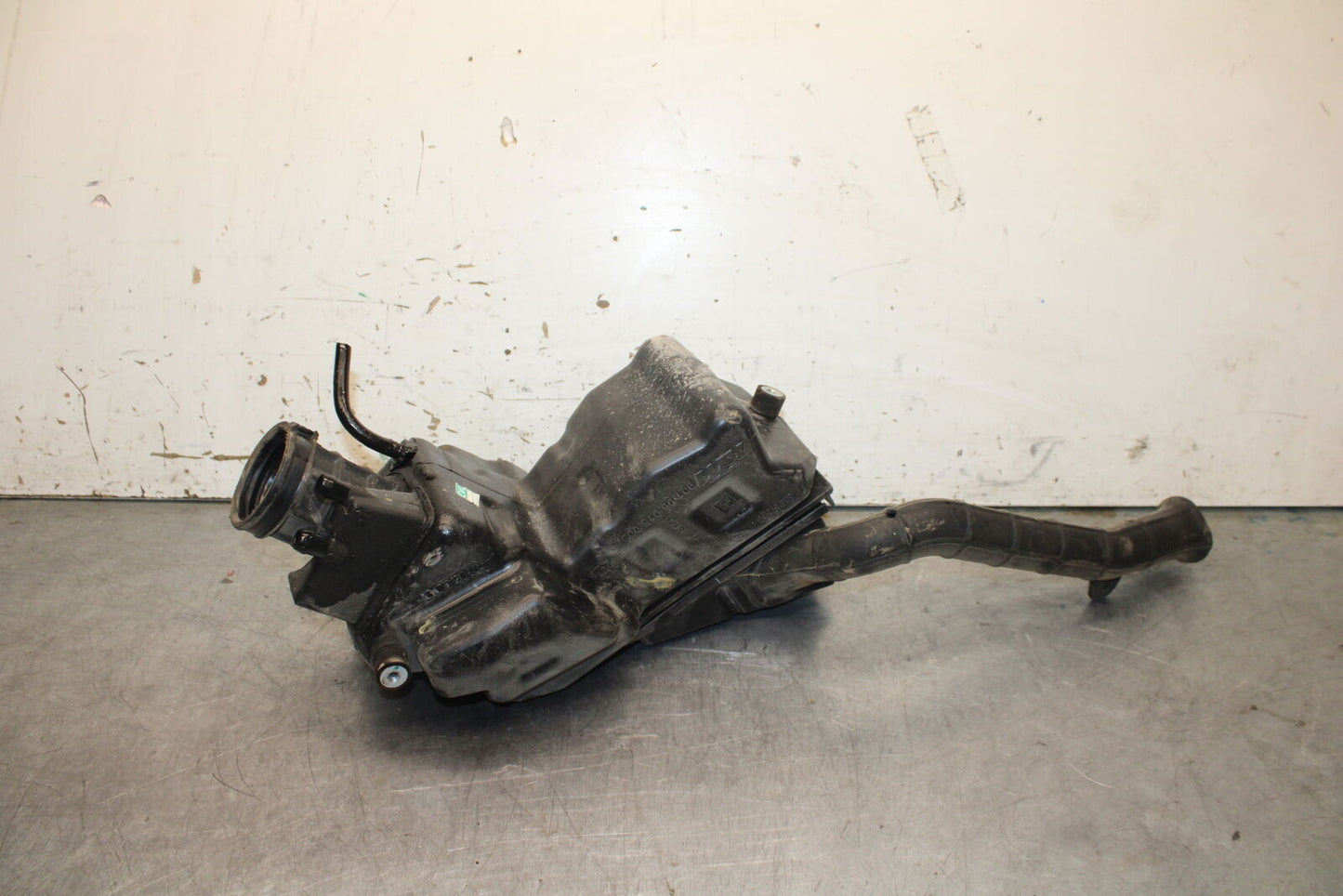 13-16 KTM 390 DUKE AIRBOX AIR INTAKE FILTER BOX BB748