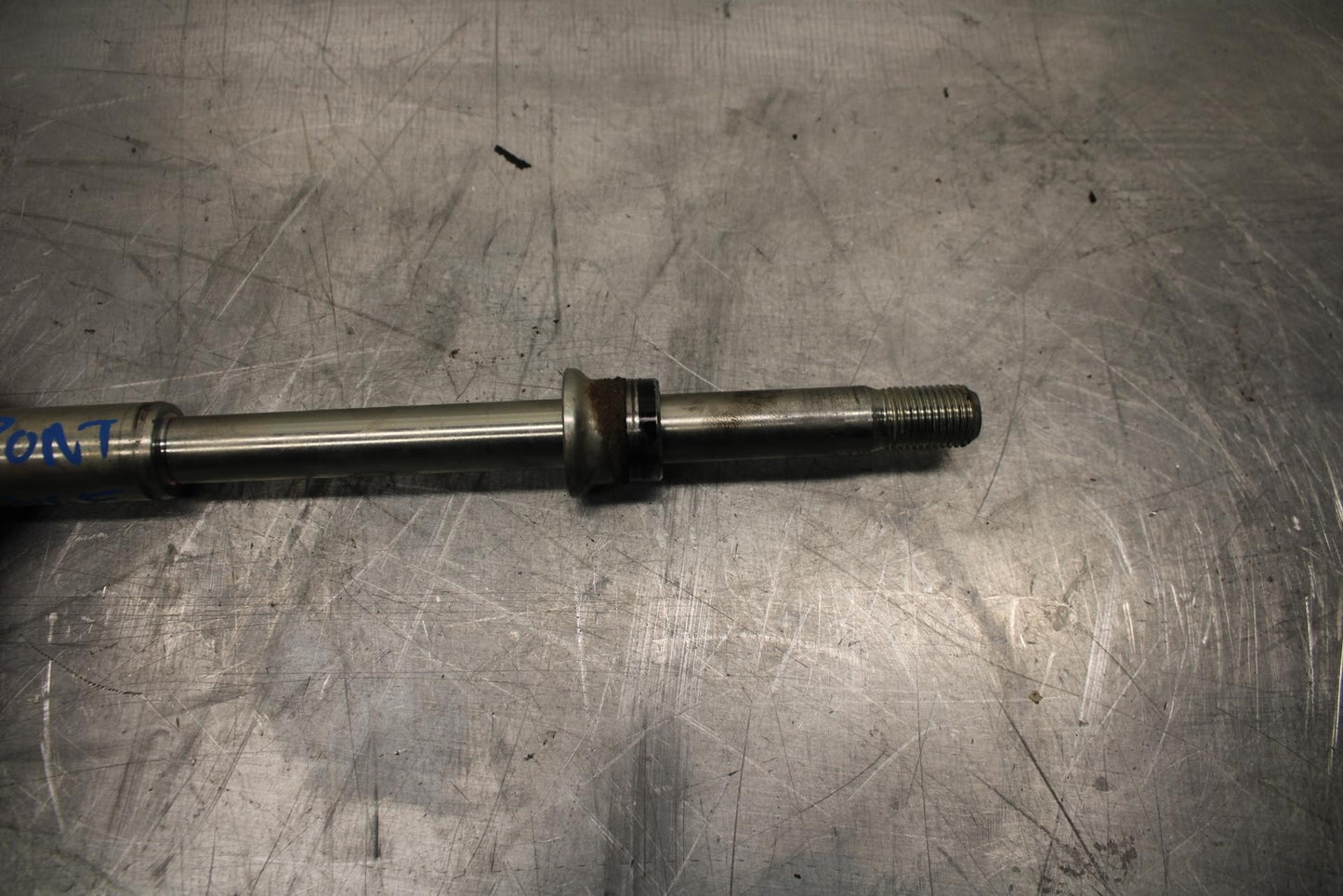 17-23 SUZUKI GSXR 250 GSX250RL8 FRONT WHEEL RIM AXLE PIVOT BOLT BB490
