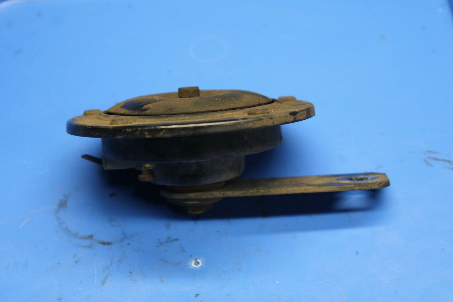 78 SUZUKI GS550E HORN SIGNAL BB212