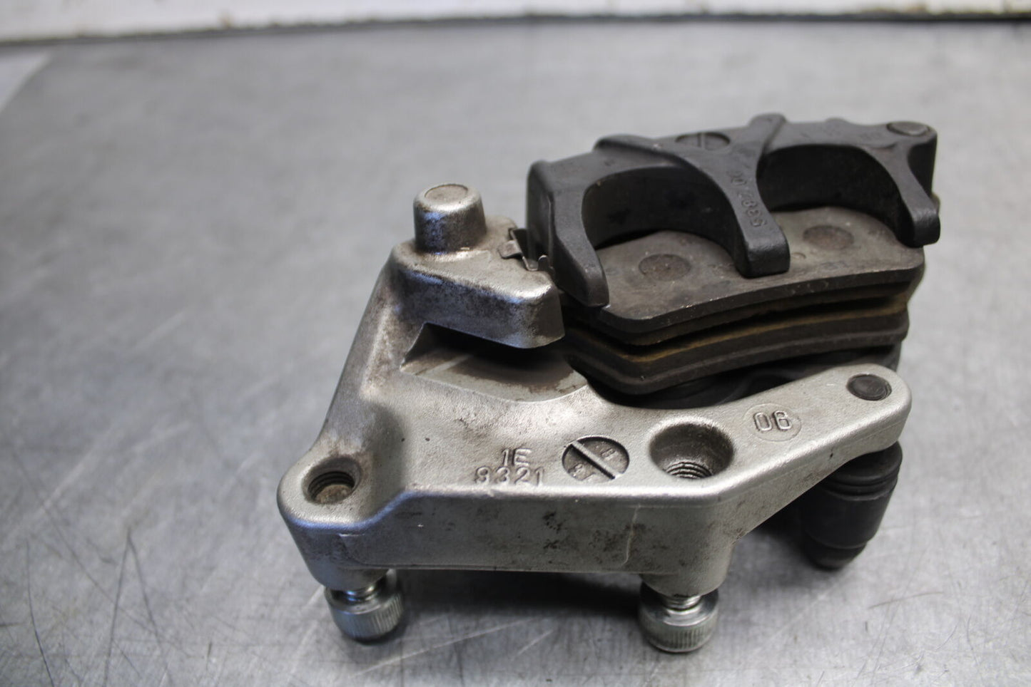 06-07 DUCATI MONSTER 695 RIGHT LEFT FRONT BRAKE CALIPER SET PAIR CALIPERS BB674