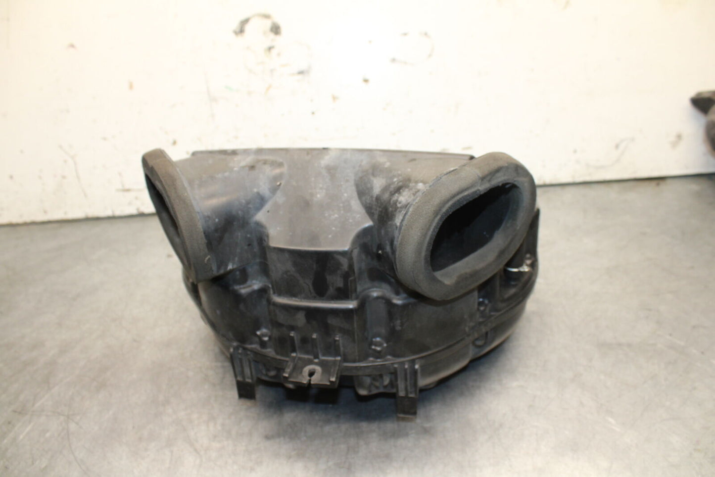 06-07 SUZUKI GSXR 600 AIRBOX AIR INTAKE FILTER BOX/ K&N AIRFILTER BB737