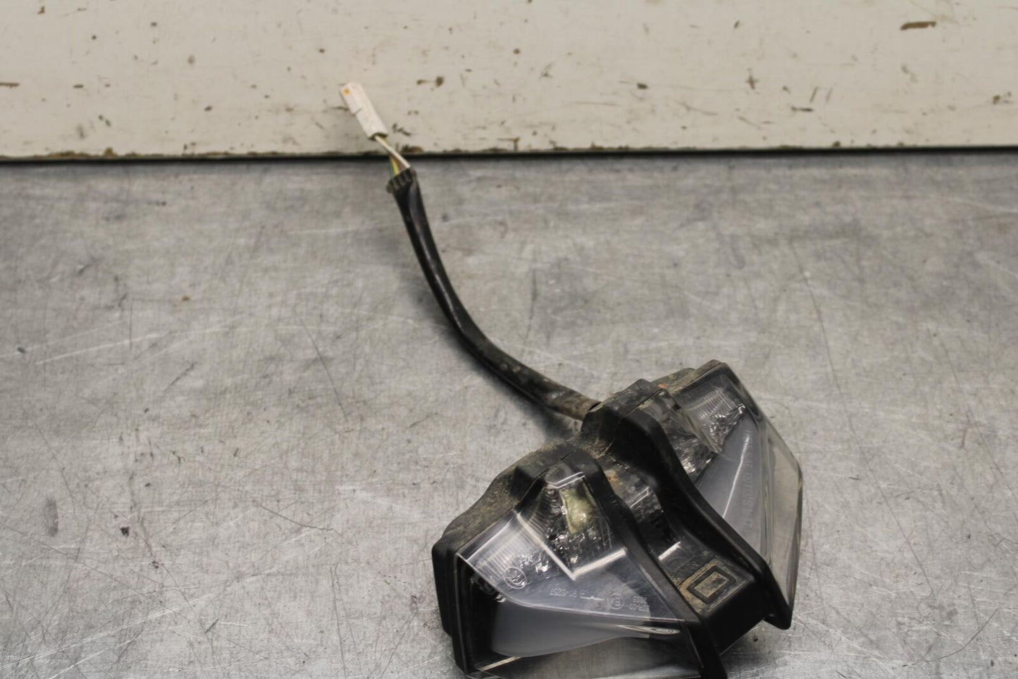 21-23 KTM 890 ADVENTURE REAR BACK TAIL LIGHT BB629