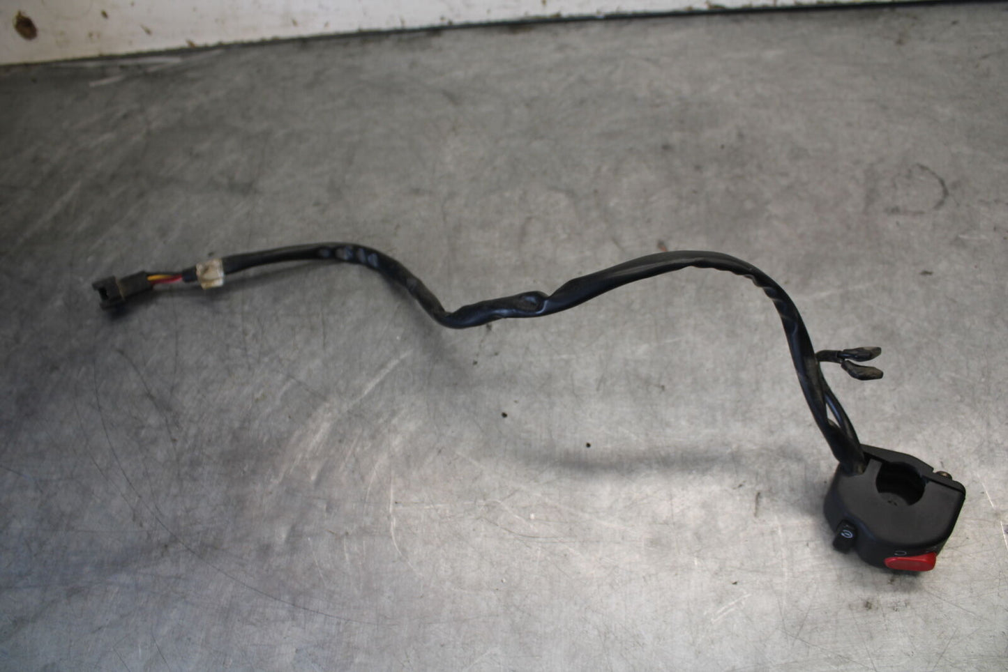 07-08 TRIUMPH DAYTONA 675 RIGHT CLIP ON HANDLE KILL OFF START SWITCHES BB685