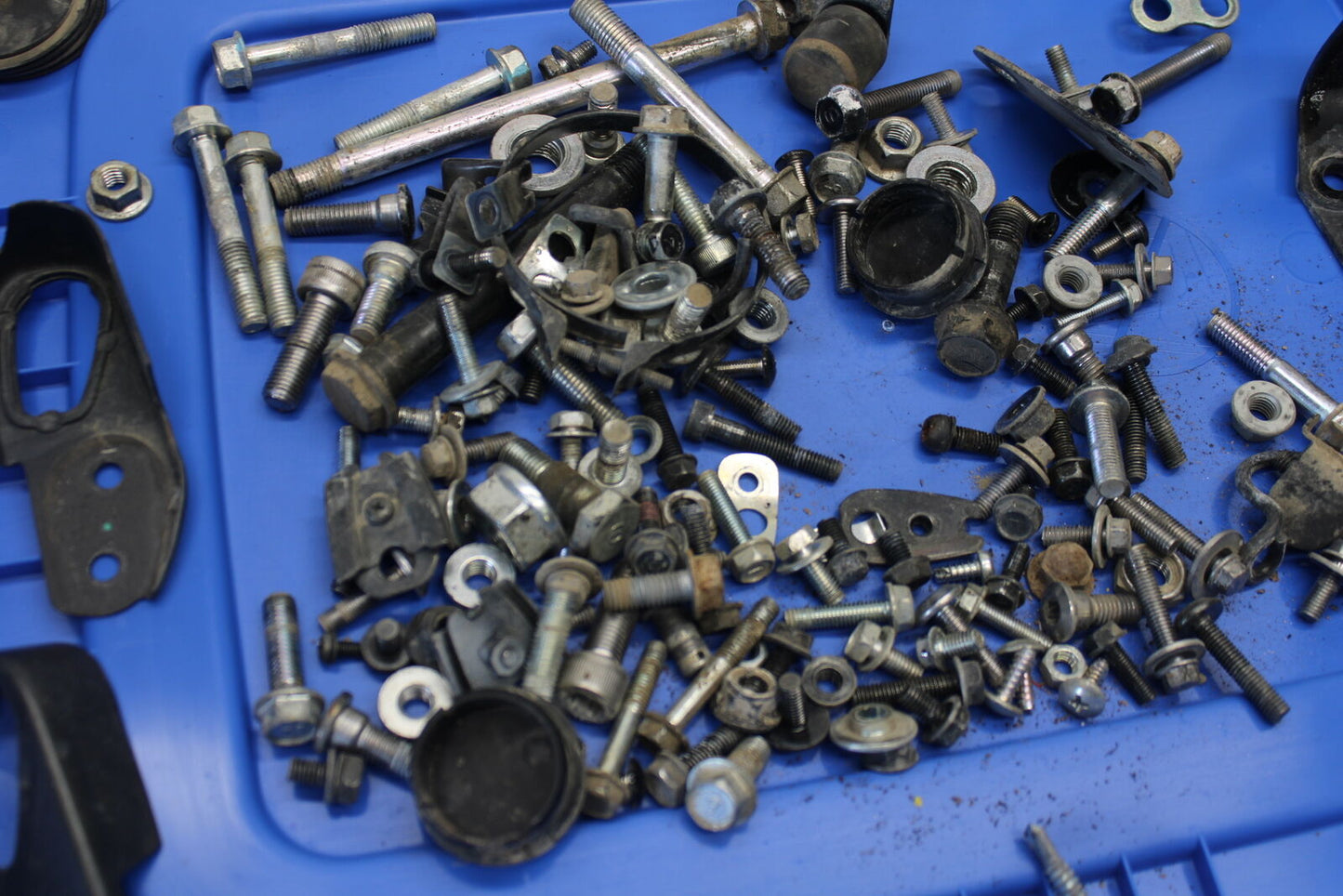 08-18 KAWASAKI KLR650 ENGINE MOUNTING BOLTS HARDWARE MOTOR SCREWS BB707