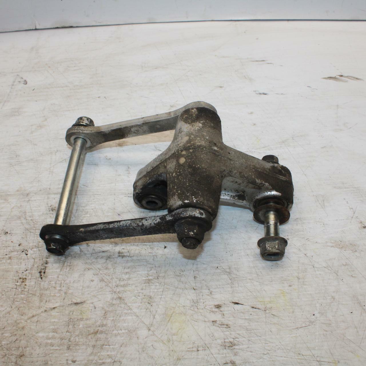 00-07 SUZUKI HAYABUSA REAR DOGBONE SHOCK LINKAGE LINK 62600-24810 BB281