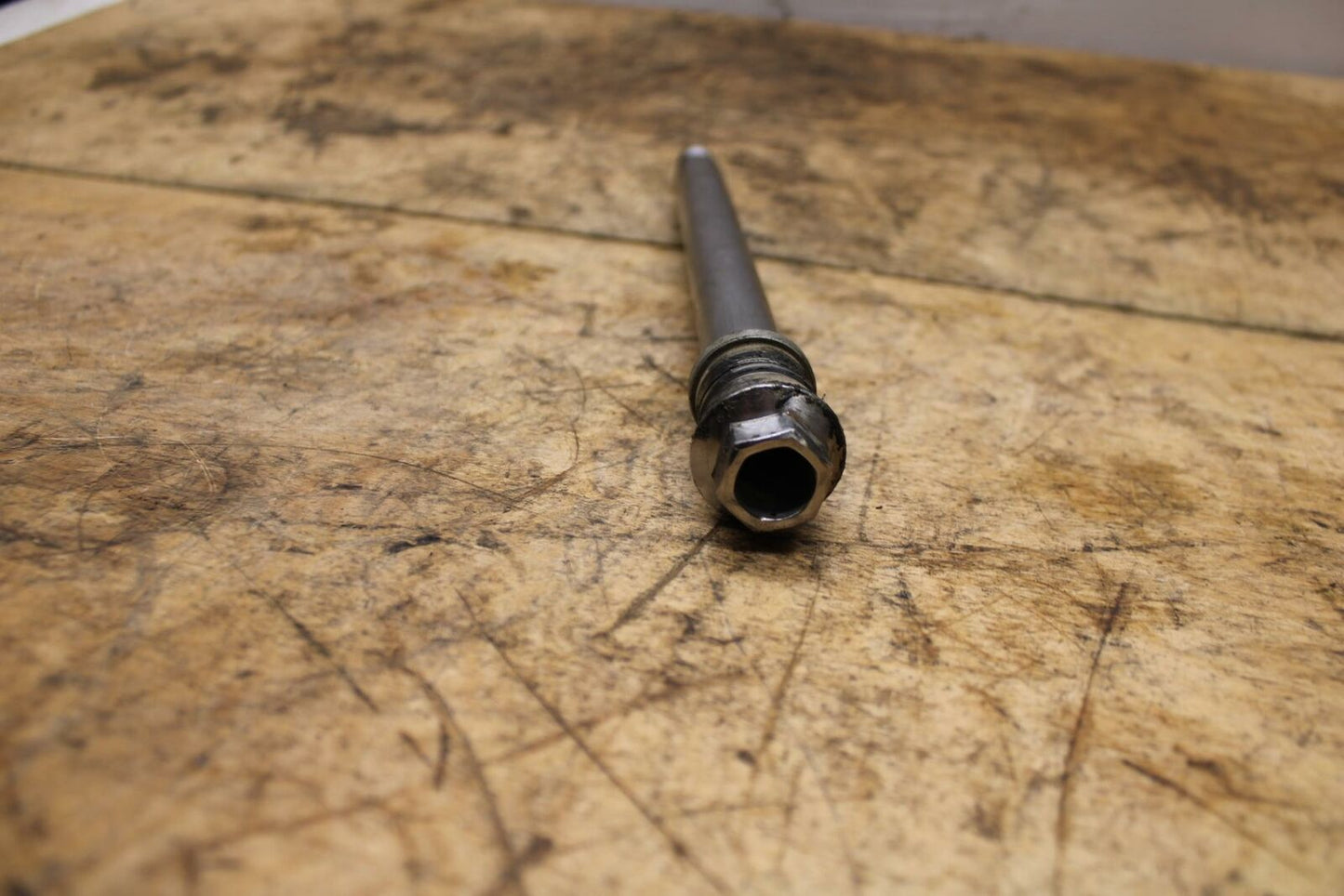 99-03 YAMAHA ROAD STAR XV1600A FRONT WHEEL RIM AXLE PIVOT BOLT BB344