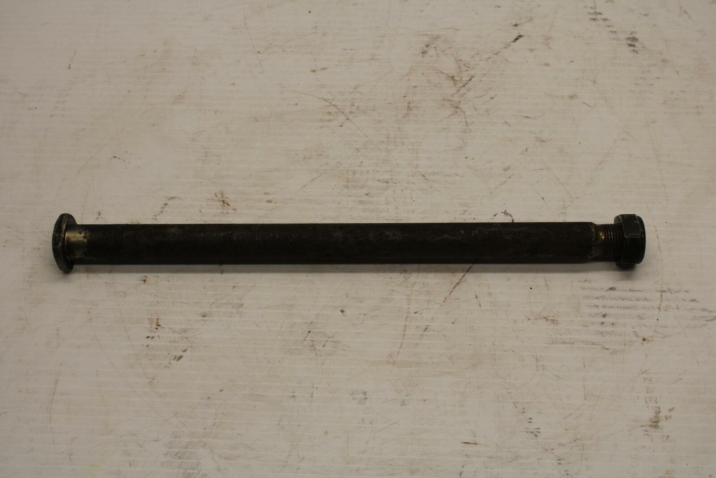96 YAMAHA YZF750R REAR BACK SWINGARM BOLT SUSPENSION PIVOT AXLE BB237