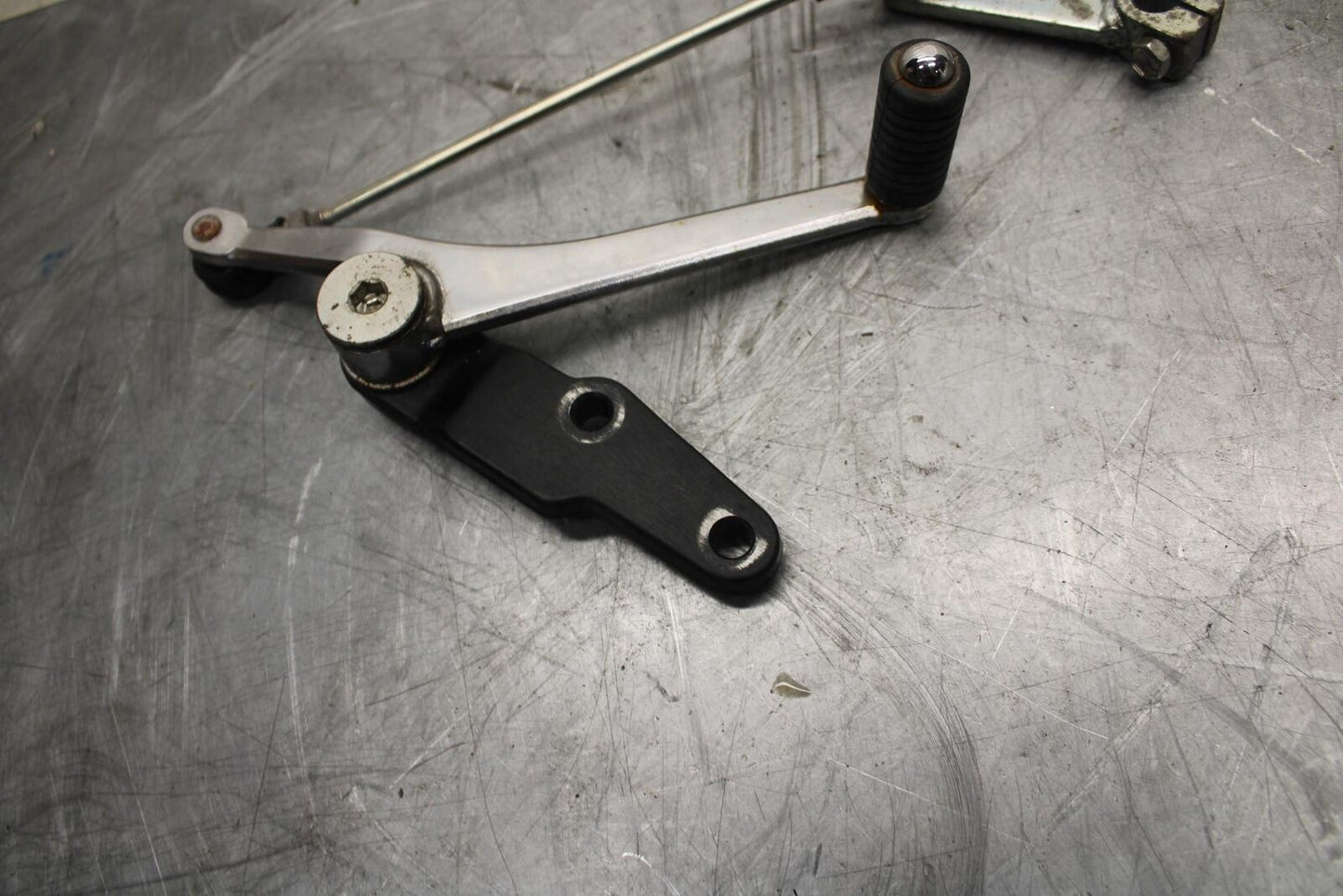2016 Suzuki Bandit 1250S GSF1250SA ABS SHIFTER LINKAGE SHIFT LINK PEDAL BB509