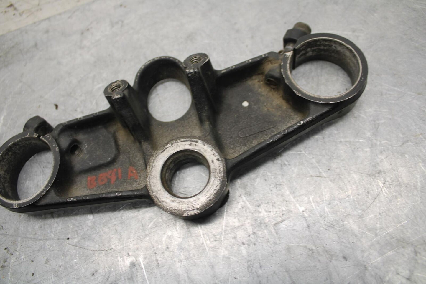 1992 Honda CBR600F2 FORKS UPPER TRIPLE TREE CLAMP BB40