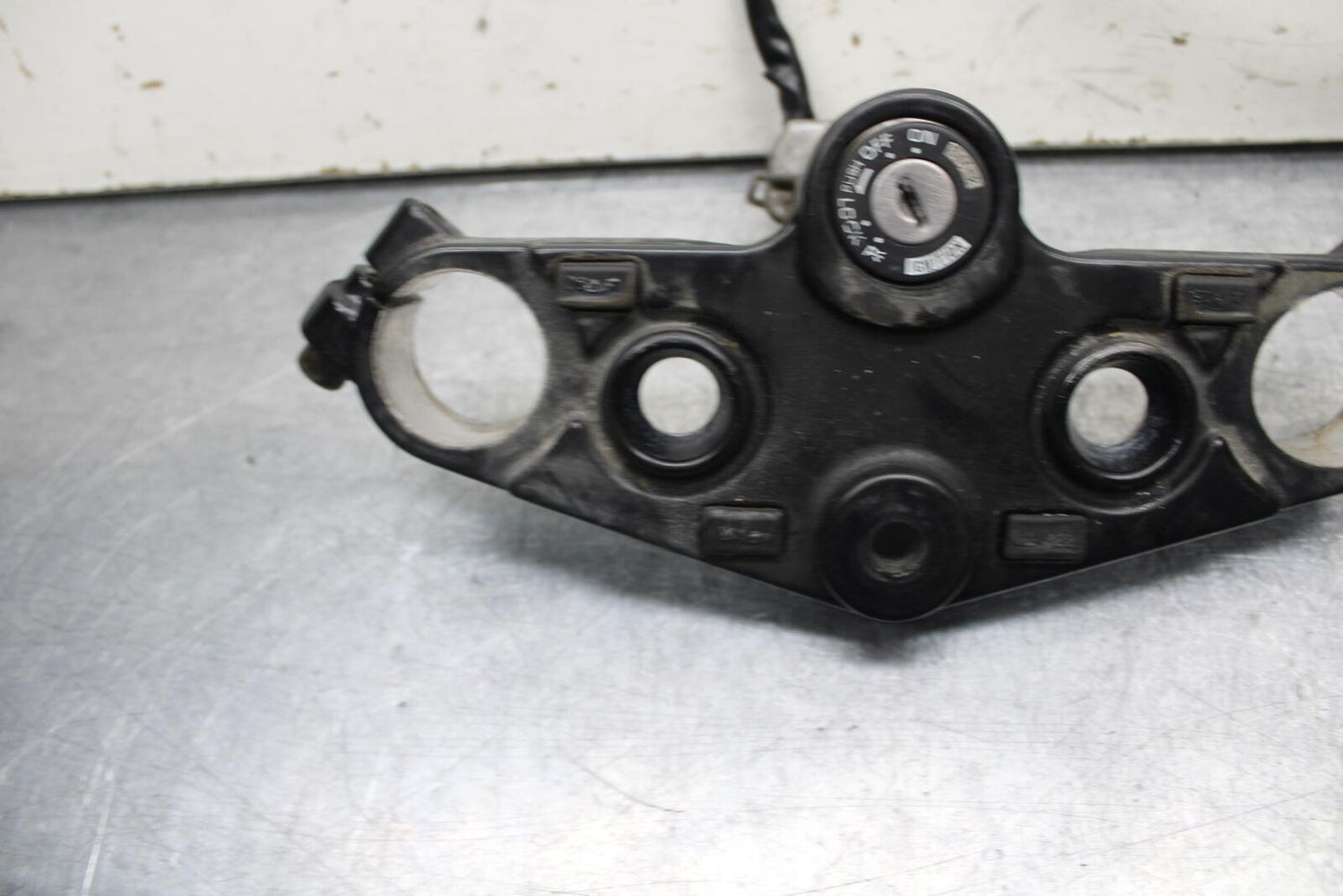 04-09 SUZUKI GS 500 FH GS500F FORKS UPPER TRIPLE TREE CLAMPS BB97