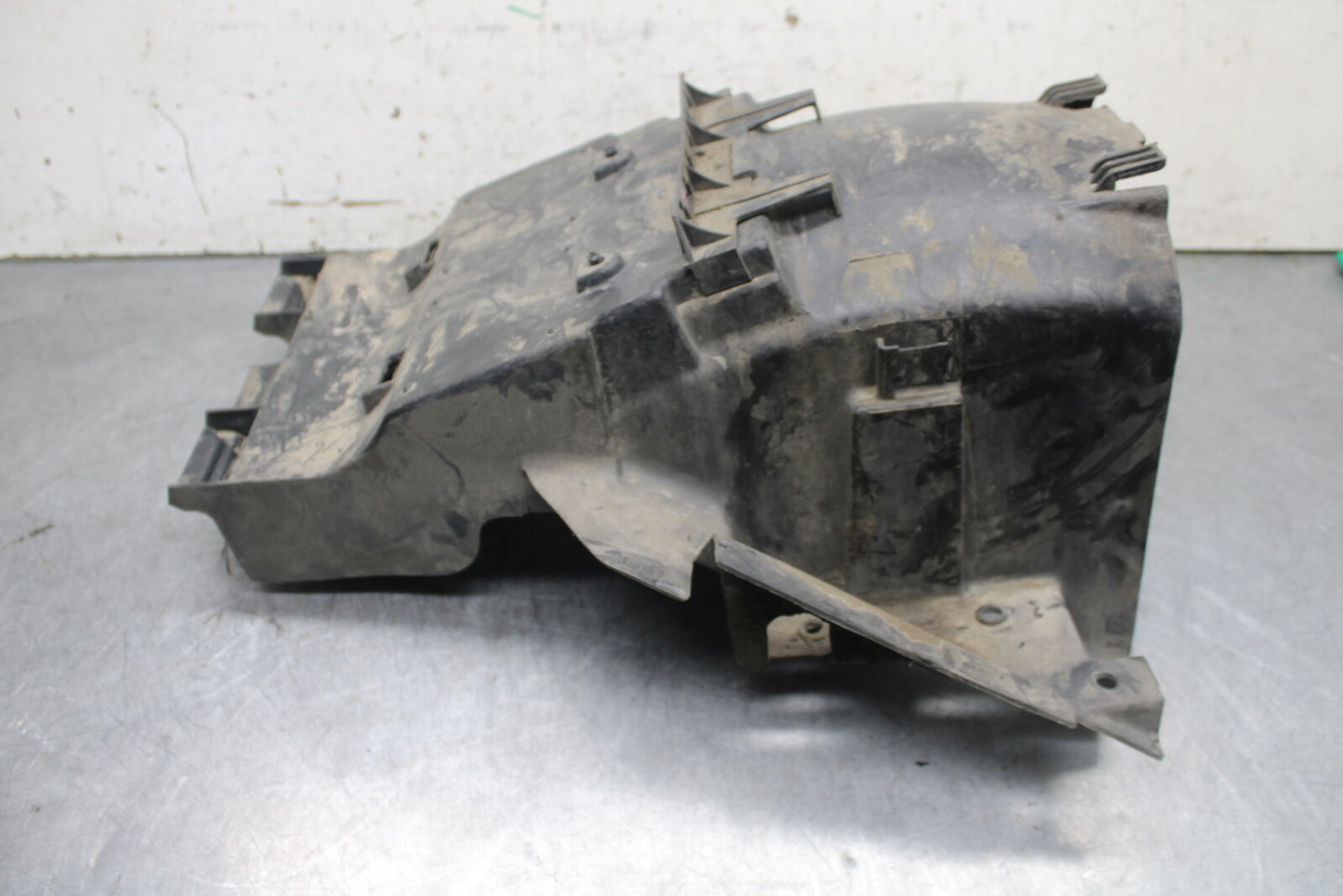 93-00 HONDA GOLDWING 1500 GL1500SE INNER REAR BACK WHEEL FENDER MUD GUARD BB700
