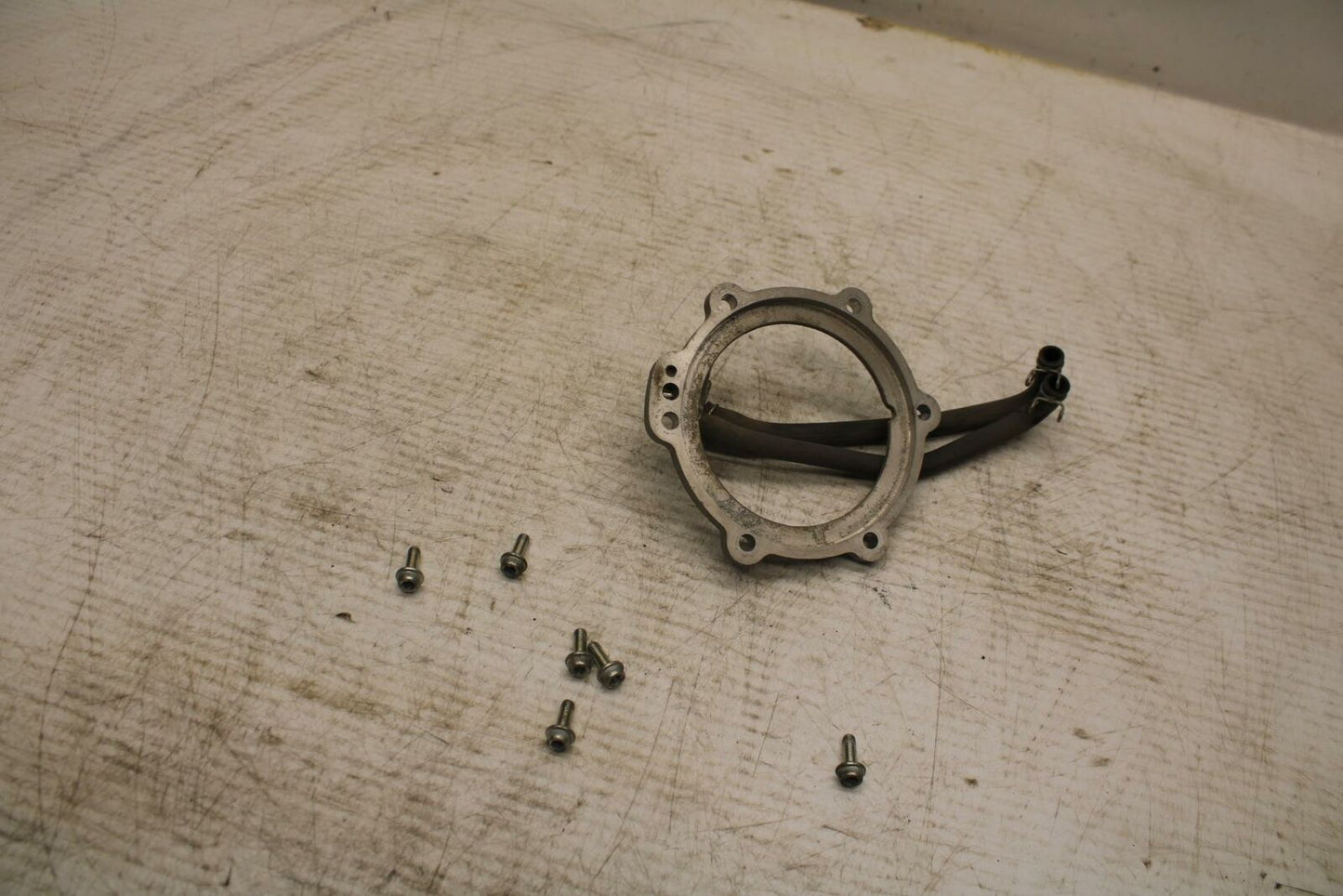 08-16 YAMAHA YZF R6 FUEL PUMP GAS PETROL SENDER BRACKET MOUNT BB365