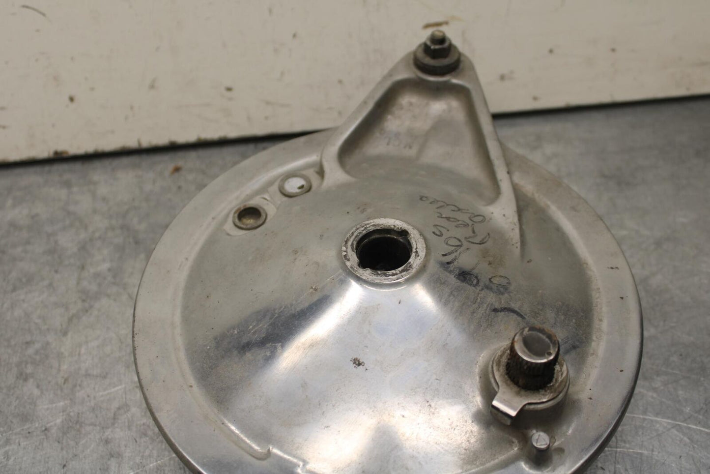 97-03 HONDA SHADOW ACE 750 VT750C REAR BACK DRUM BRAKE HUB CALIPER BB618