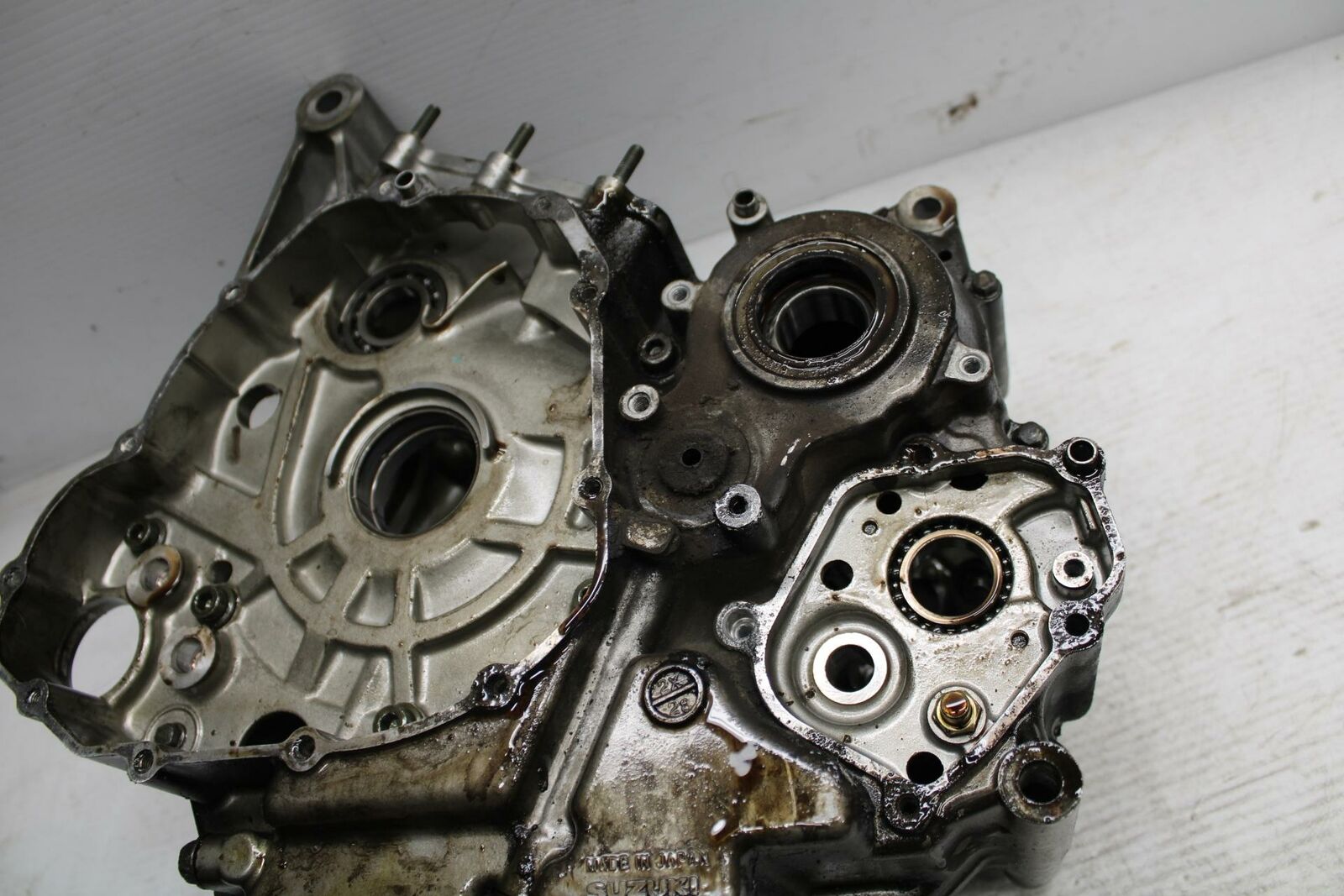 03-05 SUZUKI SV1000 ENGINE MOTOR CRANKCASE CRANK CASES BLOCK BB296