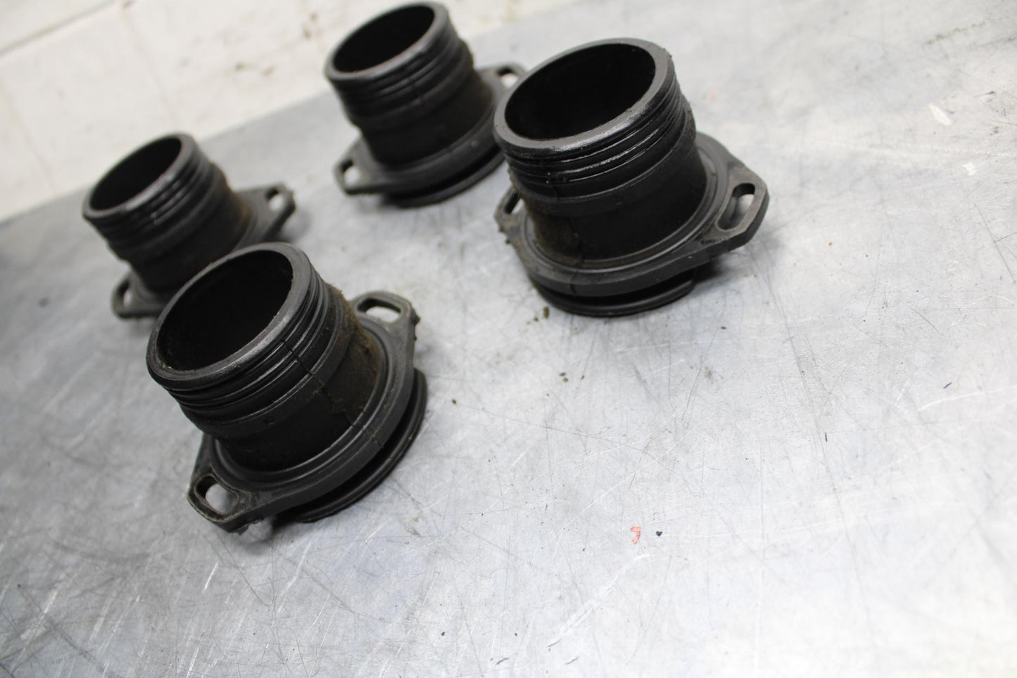 03 KAWASAKI ZX12R AIRBOX INTAKE VELOCITY STACKS BB472