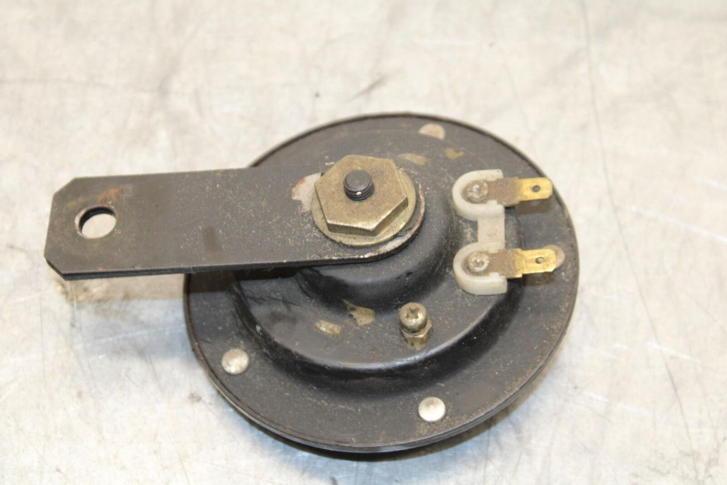 1977 Yamaha XS750 HORN SIGNAL 1J7-83371-22-00 BB554